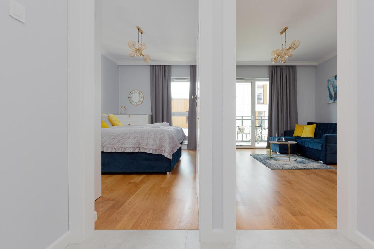 Apartament Dom Przy Okrzei By Renters Prestige Варшава Экстерьер фото